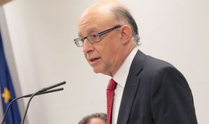 Montoro aplaza una semana más las 35 horas y la subida salarial en sanidad