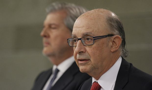 Montoro da a las CCAA 1.200 millones más para sanidad y servicios sociales