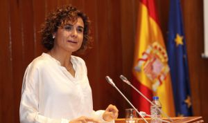 Montserrat aspira al premio como mejor oradora parlamentaria