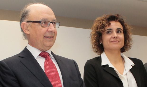 Montserrat corrige a Montoro y recalcula a la baja el gasto hospitalario