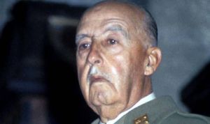 Muere al cardiólogo que certificó el final de la agonía de Franco