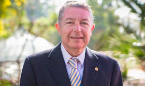 Muere Lucas Bermudo, presidente del Consejo Andaluz de Dentistas