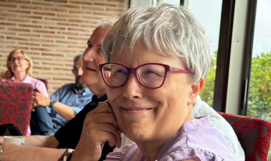 Muere la farmacéutica María Tordera, pionera de las unidades de ensayos clínicos de Farmacia. 