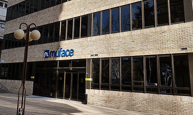 Muface da a mutualistas de DKV una nueva 'llave' contra el traslado forzoso