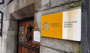 Mugeju e Isfas negociarán su nuevo concierto sanitario tras el verano