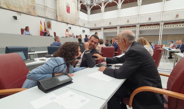 La Asamblea de la Región de Murcia solicita a Sanidad más plazas PIR para garantizar la salud mental