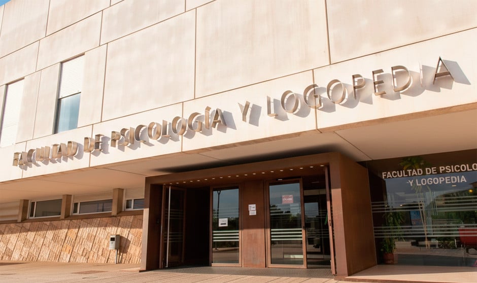 Edificio Facultad de Psicología de Murcia.