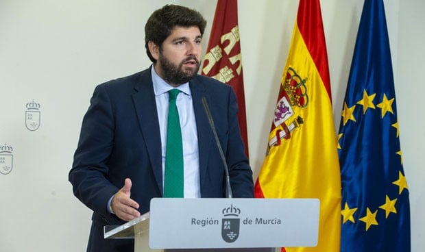 Murcia somete al 'pin parental' la formación escolar sobre vacunas