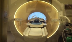 Imagen de una unidad de resonancia magnética.