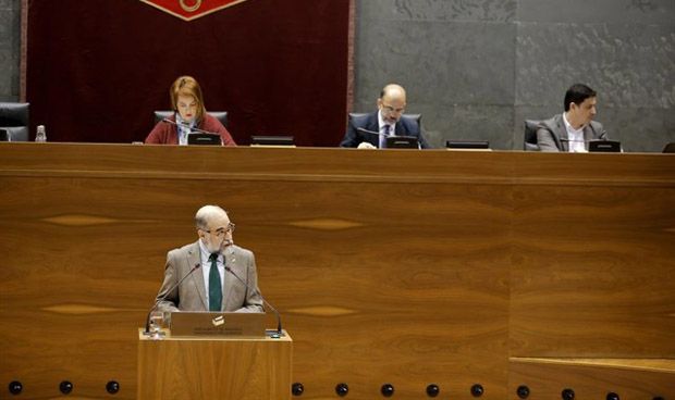 Navarra acusa de "doble rasero" al Gobierno en el veto de leyes sanitarias