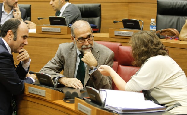 Navarra suspende la jubilaci�n forzosa de los m�dicos