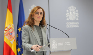 No solo 'coto a la privada': García nutre su Ley con más evaluación al SNS