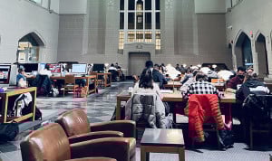 ¿Siguen existiendo las novatas en Medicina? Varios alumnos responden a esta incógnita. 