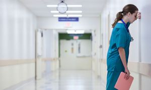 Nuevo estudio: el turno de noche en Enfermería dispara el riesgo de cáncer 