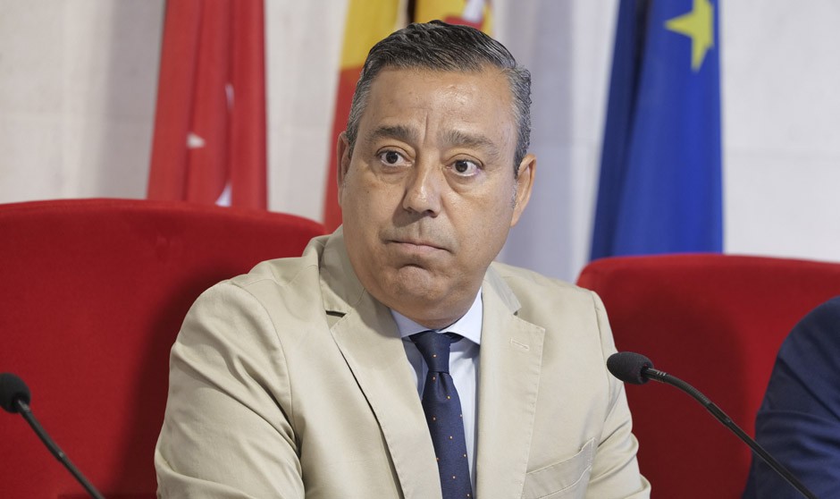 Óscar Castro, presidente del Consejo General de Dentistas de España, habla sobre las especialidades DIR.