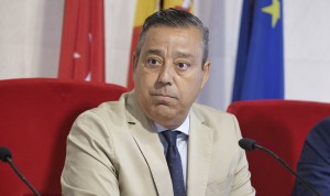 Óscar Castro, presidente del Consejo General de Dentistas de España, habla de los peligros de las ortodoncias invisibles anunciadas por influencers