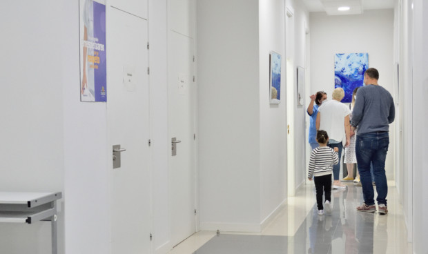 Osakidetza rebaja a la mitad el pago de la hora extra a médicos de Primaria