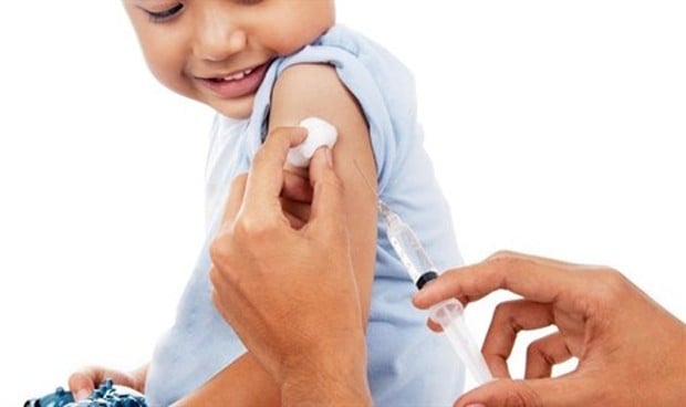 Osakidetza se pone al día en la vacuna de la tosferina para todos los niños
