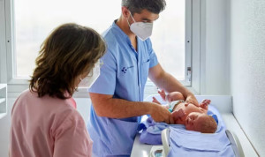 Osakidetza volverá a vacunar a los bebés que recibieron vacunas caducadas