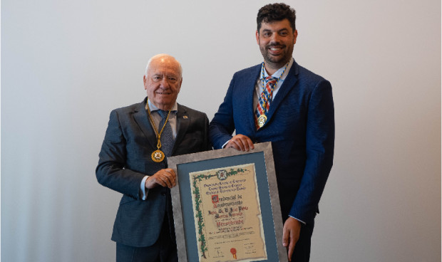 Florentino Pérez, presidente del Consejo General de Enfermería de España, y Pablo Moreira, presidente del Colegio de Enfermería de Pontevedra