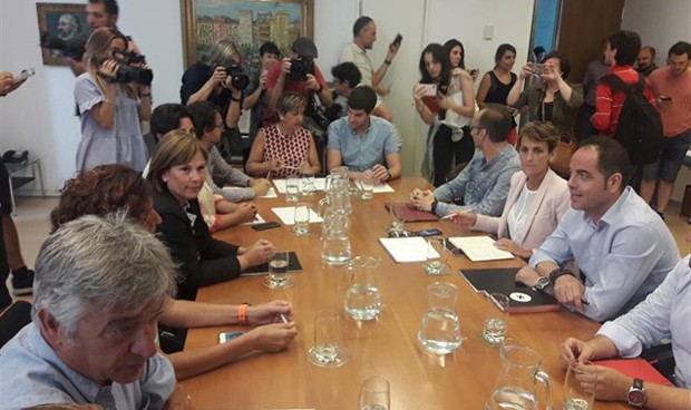 Pacto de Gobierno en Navarra: Chivite presidenta y Salud en manos del PSOE