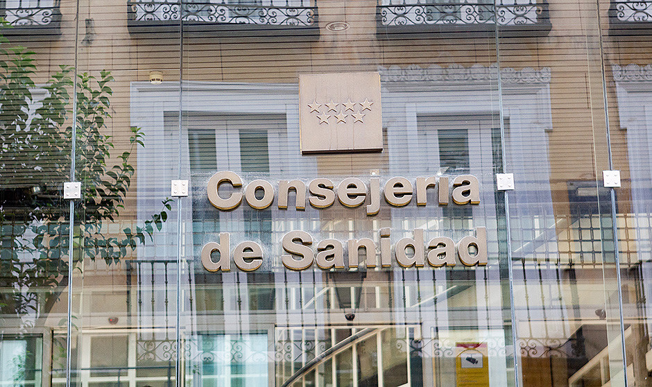  Fachada de la Consejería de Sanidad de la Comunidad de Madrid.