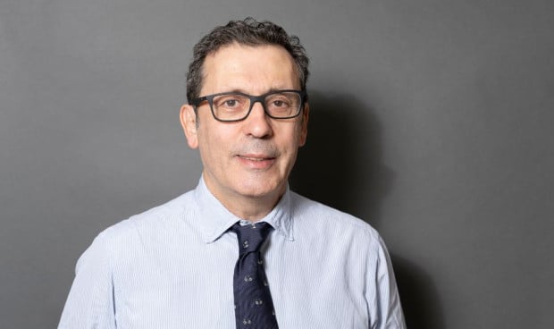 Luis Paz-Ares, premiado en un acto que reivindica la medicina con alma
