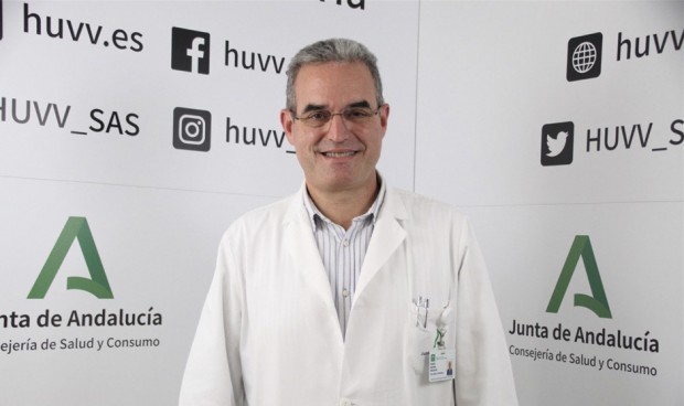 Pedro Medina:  director médico de el Hospital Virgen de la Victoria
