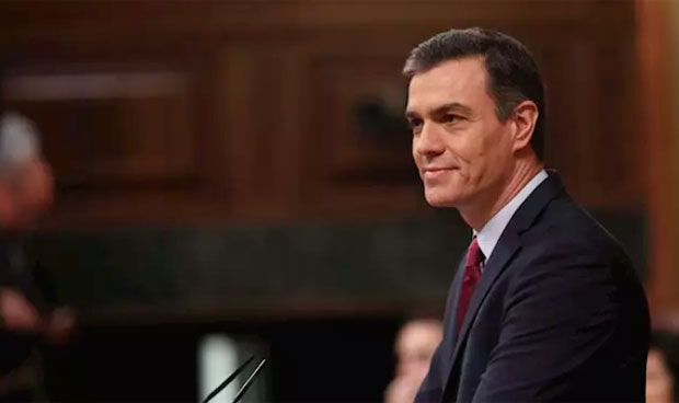 Sánchez es elegido presidente del primer Gobierno en coalición de España
