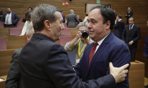 El nuevo presidente de la Generalitat Valenciana, Juanfran Pérez Llorca, remodela el Consell, pero mantiene a Marciano Gómez al frente de la Conselleria de Sanidad