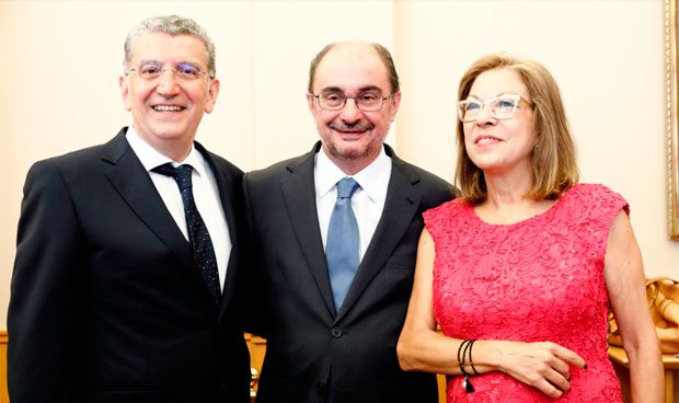 Pilar Ventura toma posesión como nueva consejera de Sanidad de Aragón