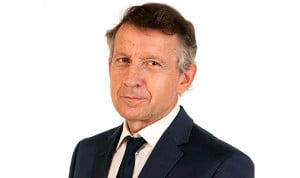  Rufino Álamo, presiente Colegio Oficial de Veterinarias de Valladolid, advierte de un virus de Newcastle que ya deja "números importantes".