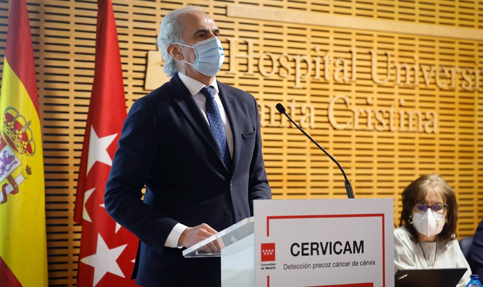  Enrique Ruiz Escudero, consejero de Sanidad de Madrid, anuncia un plan de cribado de cáncer de Cervix para mujeres de entre 25 y 65 años. 