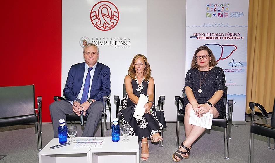  José Luis Calleja, Marisa Álvarez y Asunción Díaz abordan los retos para avanzar en una solución en enfermedad hepática 