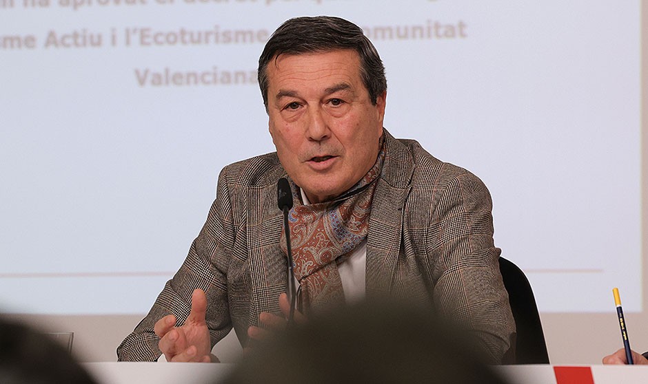 Plus salarial y más puntos en las OPE incentivarán a los sanitarios rurales