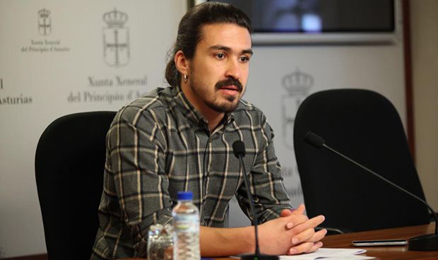 Podemos se querella contra Sanidad por ‘colar’ a 2 altos cargos en el HUCA