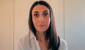 Jefa de Dermatología en el Hospital de Pontevedra.