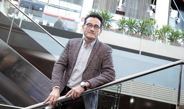 José Luis Poveda, nuevo gerente del Hospital La Fe, ha atendido a Redacción Médica para subrayar que su objetivo será buscar la excelencia en la atención, docencia e investigación