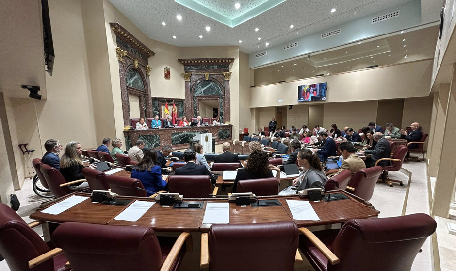 PP, PSOE y Vox pactan aumentar los incentivos para los tutores de MIR de Familia