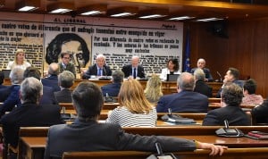 Eloy Suárez, presidente de la Comisión que investigará la presunta corrupción en la compra de mascarillas