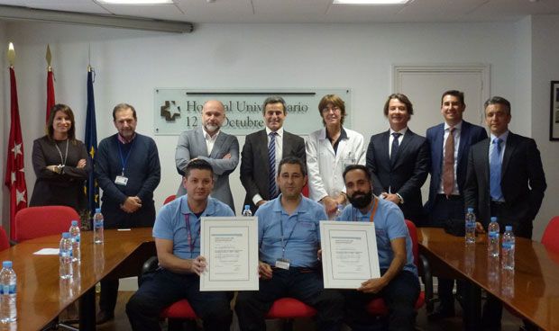 Premio de Excelencia al 12 de Octubre por la gestión de gases medicinales