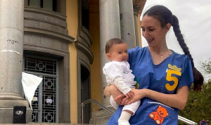 Preparar el MIR siendo madre con 24 años: "Me preocupan mucho las guardias"