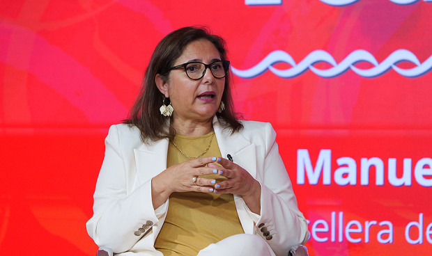  Manuela García, consellera de Salut de las Islas Baleares, urge un "desarrollo de competencias" de las profesiones sanitarias.