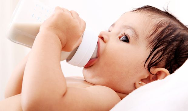 Primer bebé afectado de salmonela en España tras consumir leche contaminada