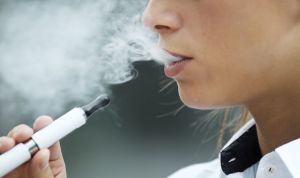 Primera evidencia de que los e-cigarrillos son tan malos como los normales