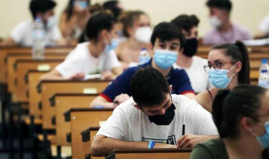 Primeras notas de corte Medicina: récord para estudiar en Navarra y Murcia