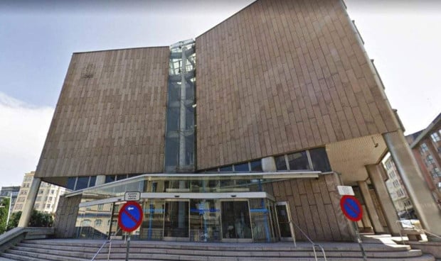 Juzgados de lo Penal de A Coruña, que han condenado a un hombre por agredir a un médico de Urgencias