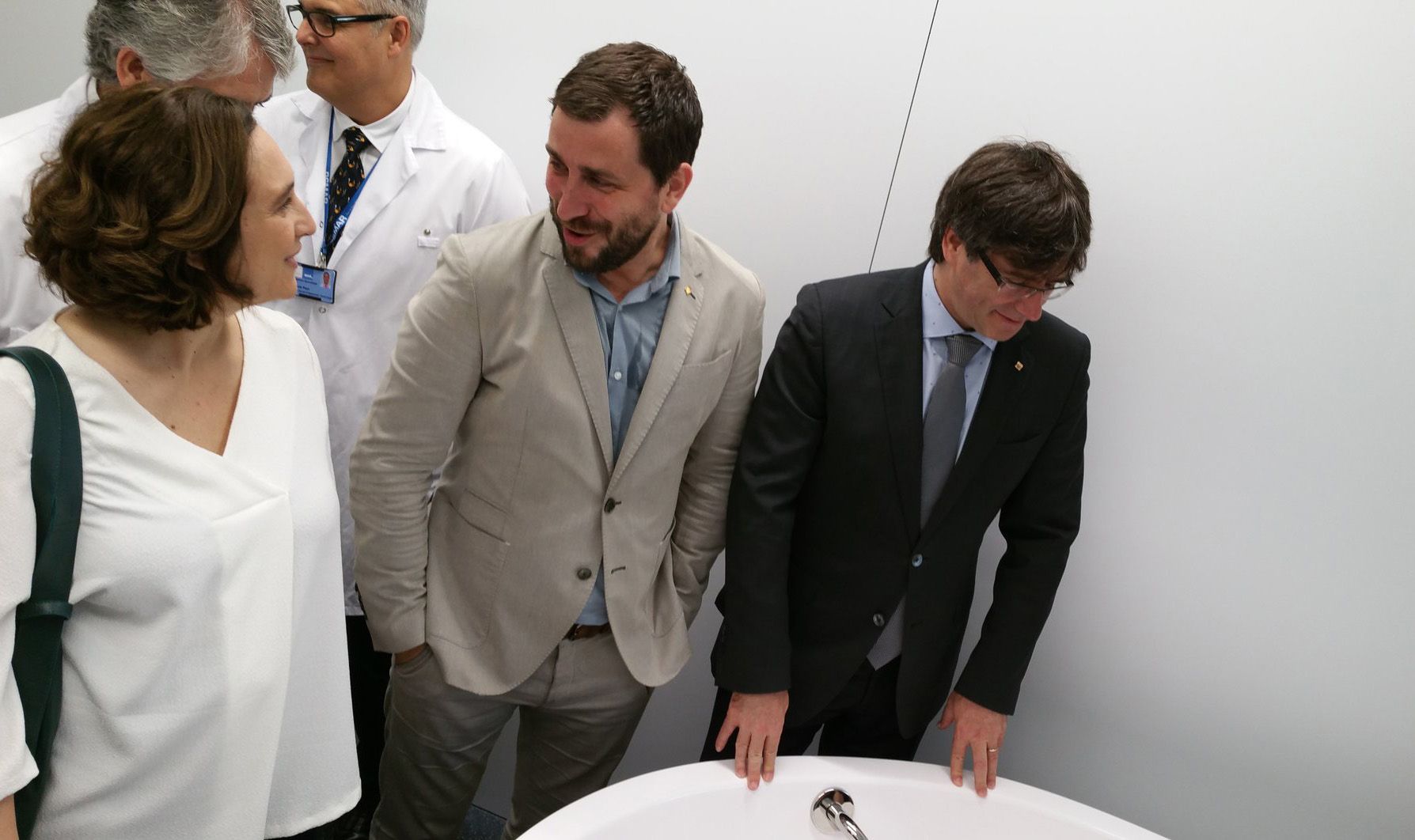 Puigdemont, Colau y Comín inauguran las Urgencias del Hospital del Mar