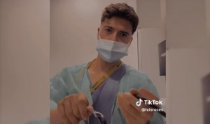 Quirófano, estudio y gym: un residente muestra en vídeo su 'MIR routine'