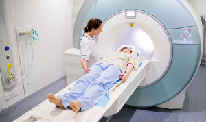 La resonancia magnética permite a los radiólogos detectar muchas lesiones 